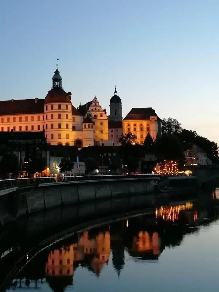 Apartment Ferienwohnung Dorfzauber Neuburg an Der Donau